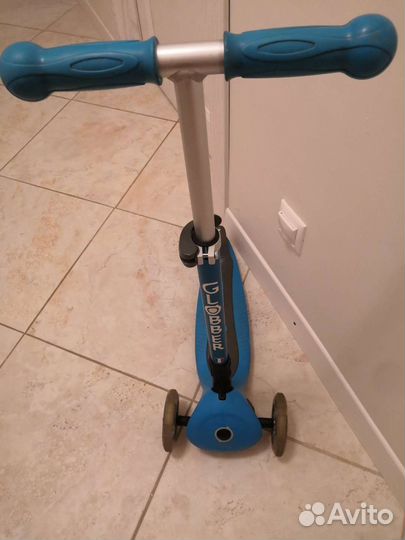 Самокат трехколесный globber