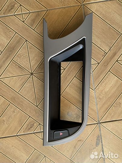 Переходная панель для большого могитора ауди п5