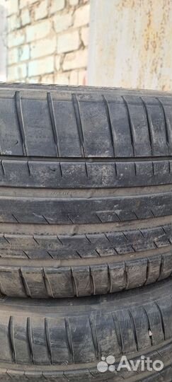 Michelin Pilot Sport 4 SUV 265/40 R22