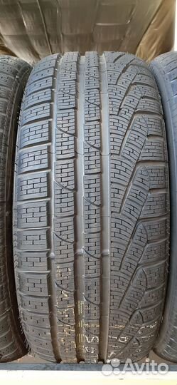 Pirelli Winter Sottozero 240 Serie II 245/45 R18
