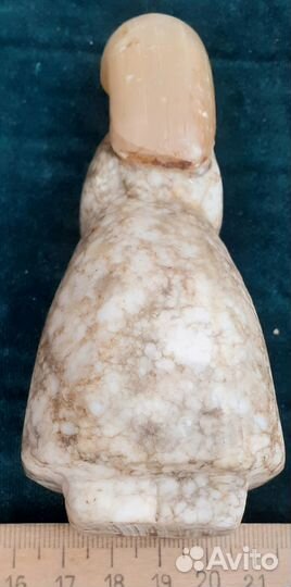 Статуэтка девушка камень.Белый кальцид,селенид