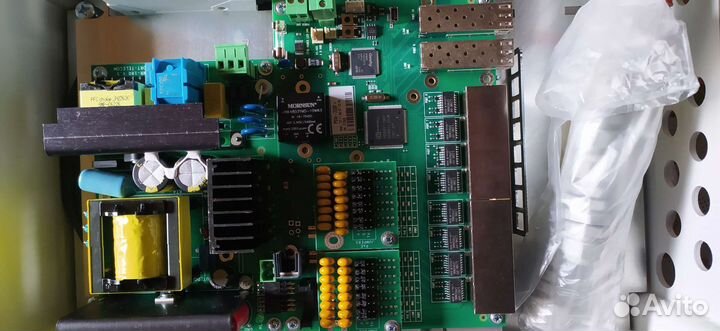 Коммутатор POE+ PSW-2G8F+