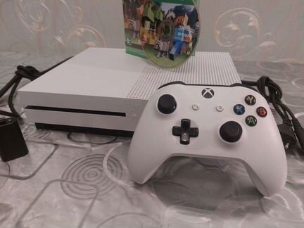 Xbox ONE S 1Tb Джойстик/Игра