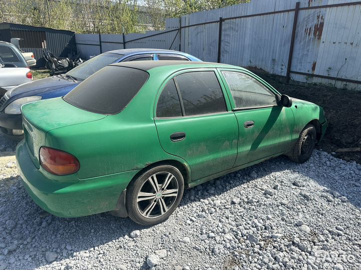 Hyundai accent в разбор