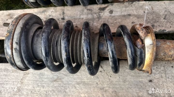 Амортизатор передний Lincoln LS