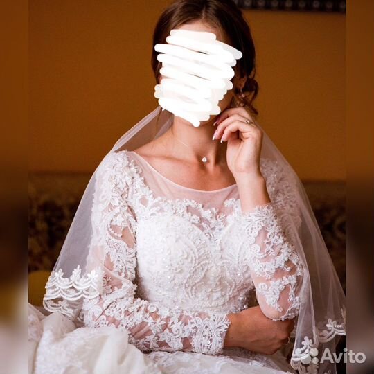 Свадебное платье