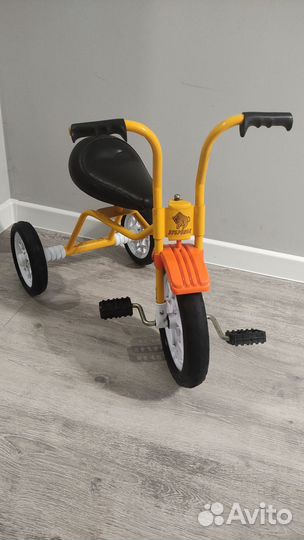 Трехколесный велосипед Зубренок