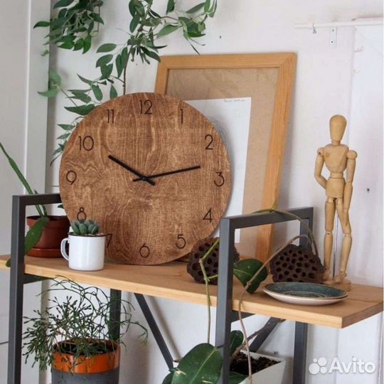Часы новые натуральное дерево