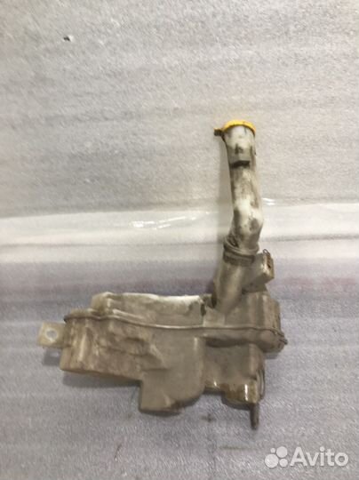 Бачок омывателя Mazda 3 BK Z6