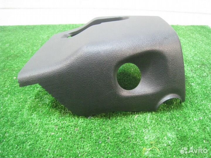 Кожух рулевой колонки нижний Toyota Verso R2 2015