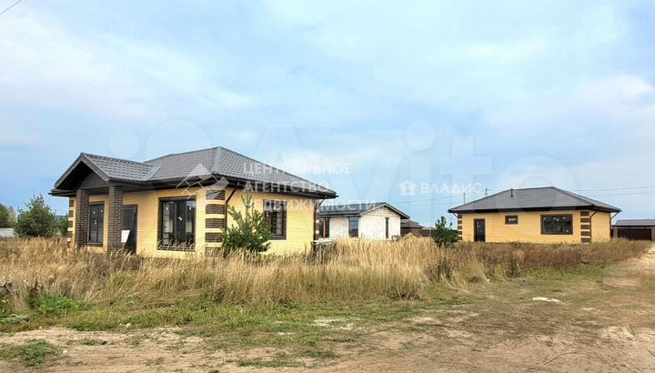 Дом 64 м² на участке 6,4 сот.