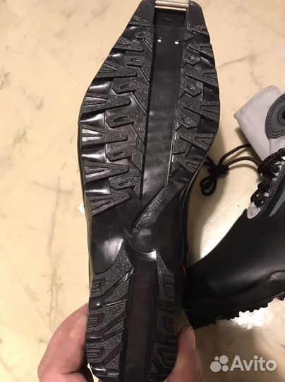 Лыжные ботинки Salomon, Rossignol, новые, оригинал