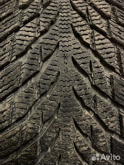 Nokian Tyres Hakkapeliitta R3 245/45 R19 102T