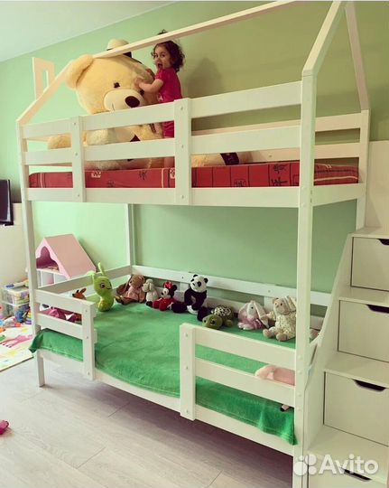 Кровать подростковая