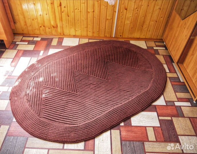 Вязаный ковер