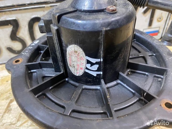 Моторчик печки Kia Sportage 2.0