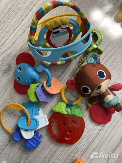 Развивающие игрушки TinyLove chicco