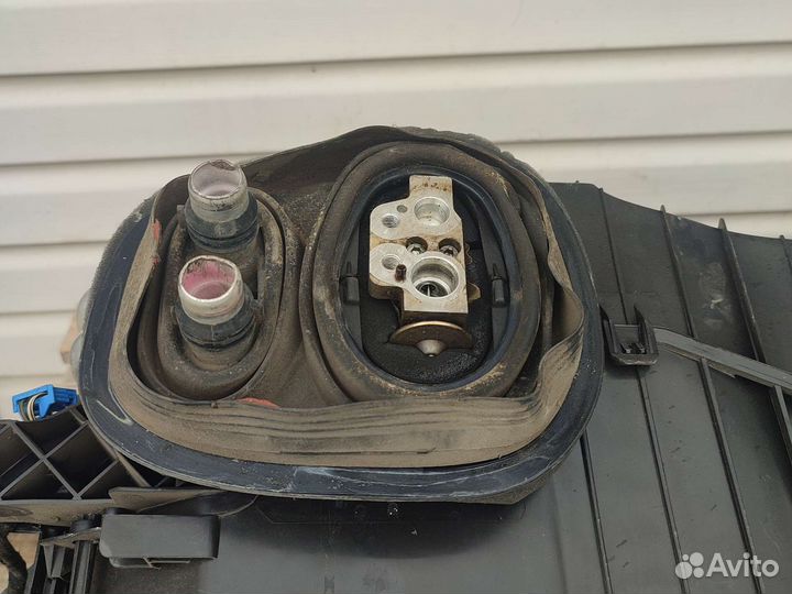 Шкода Октавия А5 корпус печки