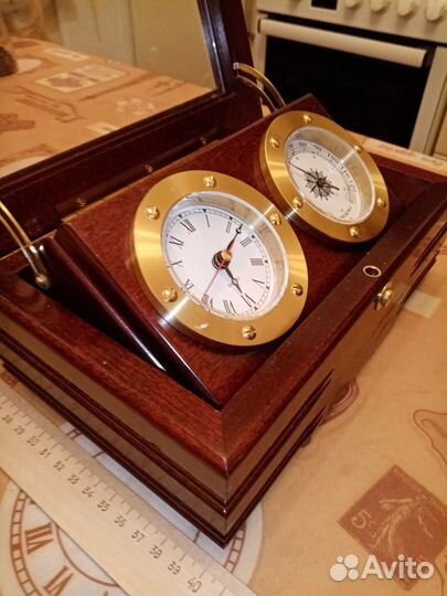 Часы кабинетные с термометром