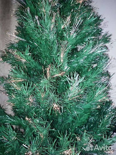 Елка искусственная светящаяся