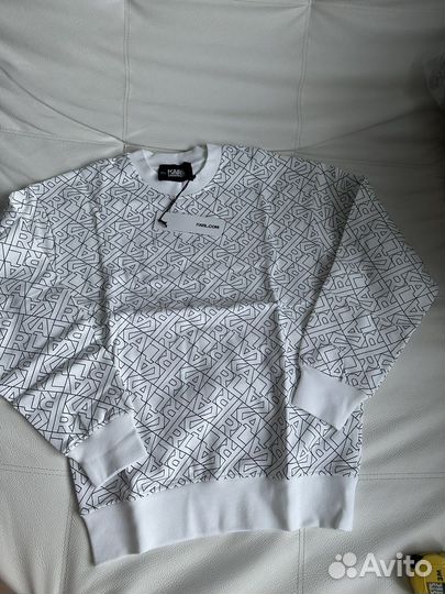 Karl lagerfeld свитшот Италия m46