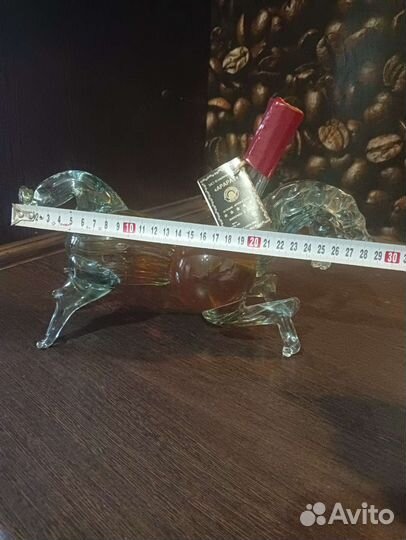 Графин Конь