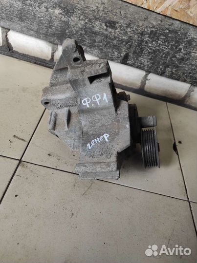 Кронштейн генератора для Форд Фокус 1 98BB10039AD