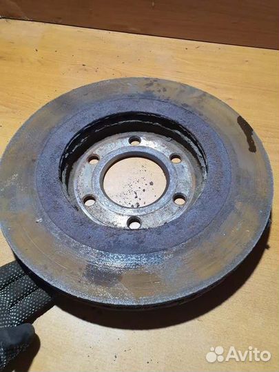 Тормозной диск передний Infiniti Qx56 VK56VD 5.6L