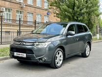 Mitsubishi Outlander 2.4 CVT, 2014, 199 900 км, с пробегом, цена 1 590 000 руб.