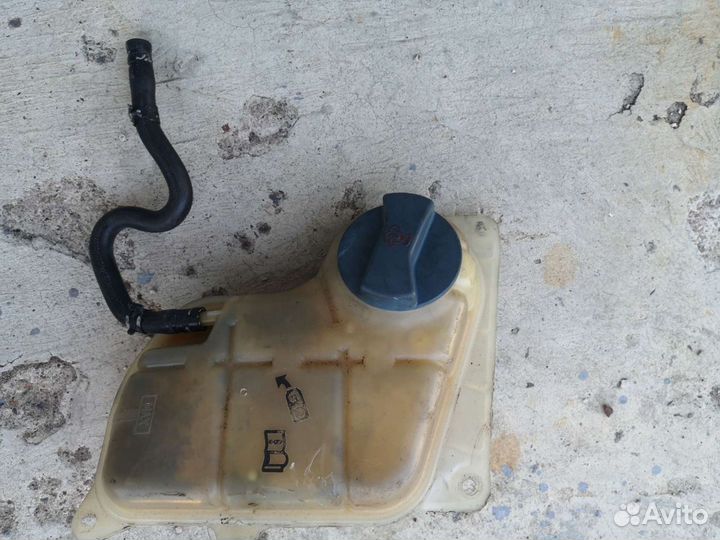 Бачек расширительный