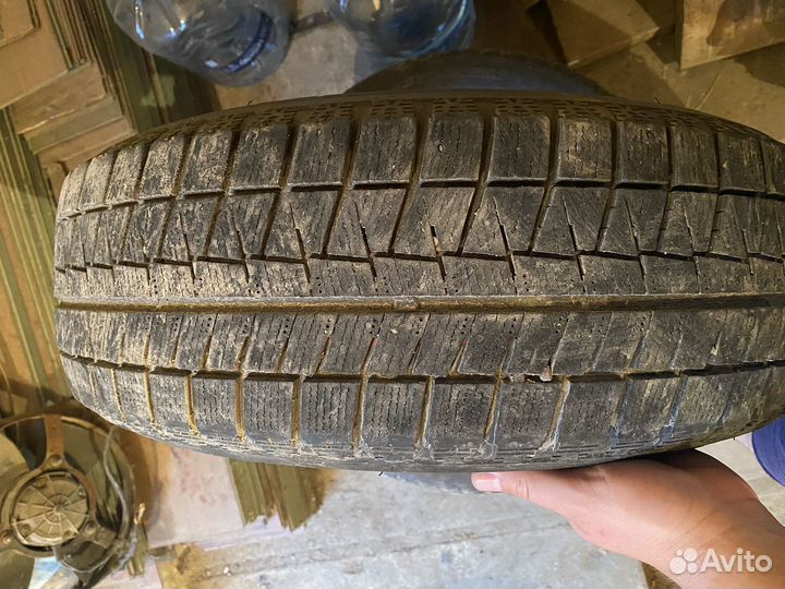 Bridgestone Blizzak VRX2 195/65 R15