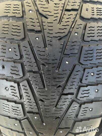 Nokian Tyres Hakkapeliitta 7 SUV 235/60 R18 107