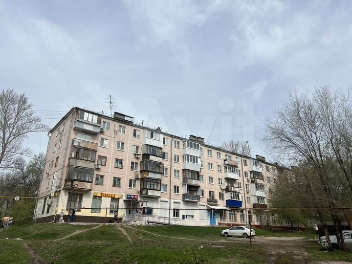 Помещение 240 м² с разводкой воды 16 кабинетов