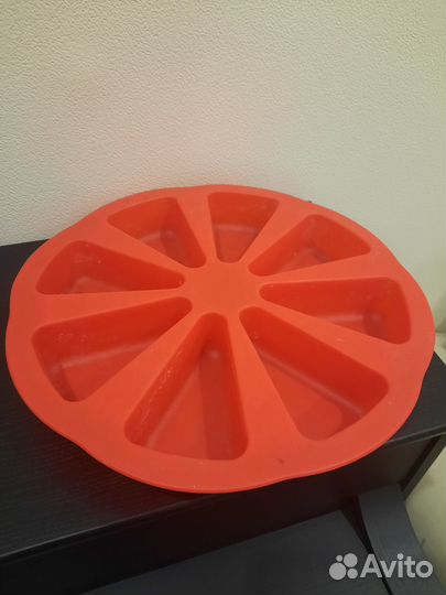 Силиконовая форма для выпечки