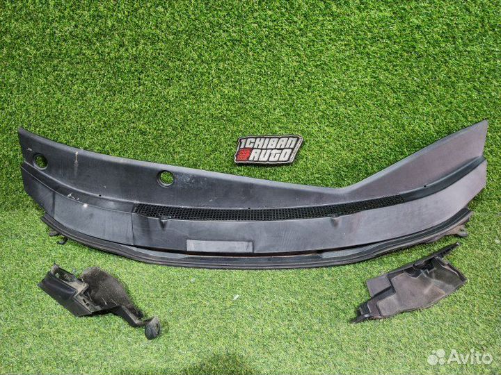 Жабо Honda Insight ZE2