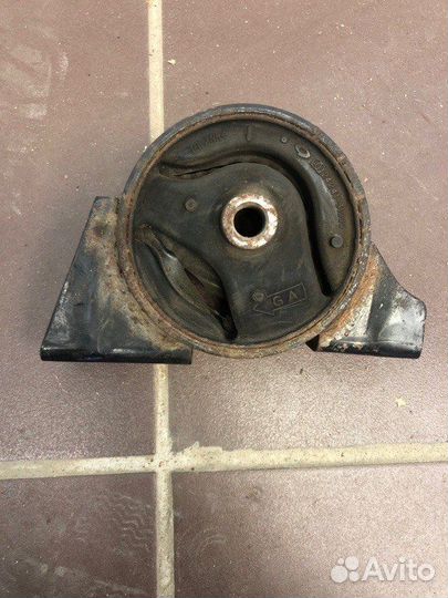 Опора двигателя Nissan Almera Classic