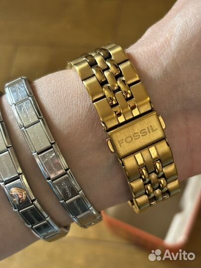 Часы fossil женские бу