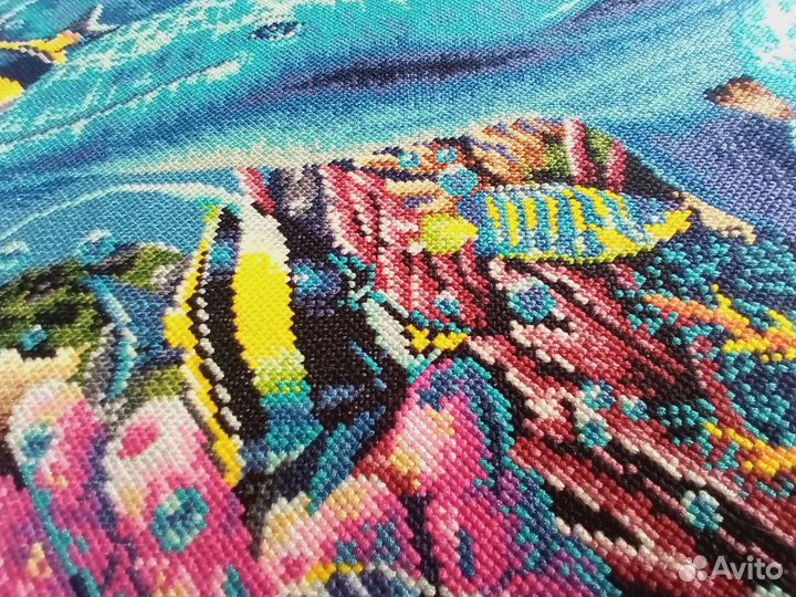 Готовая вышивка крестом 