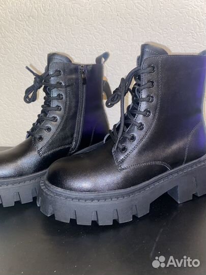 Ботинки женские