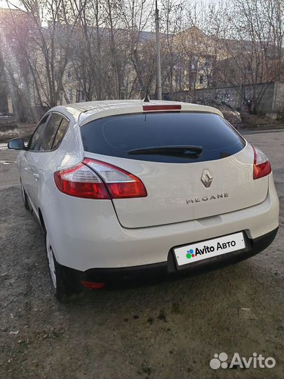 Renault Megane 1.6 CVT, 2015, 132 000 км