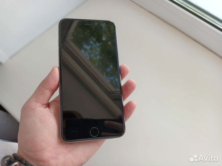iPhone 6S Plus, 64 ГБ