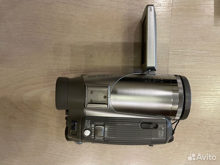 Цифровая видеокамера panasonic NV-GS75GC