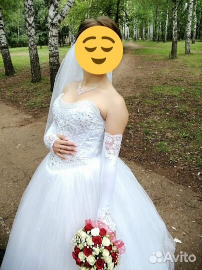 Свадебное платье