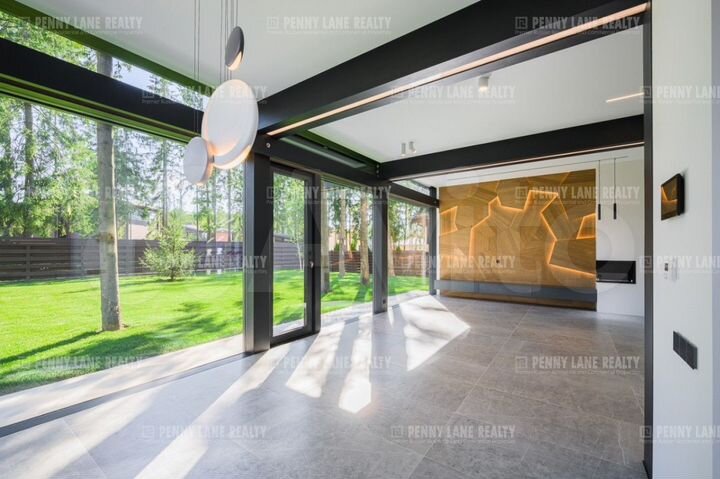 Коттедж 233 м² на участке 15,3 сот.