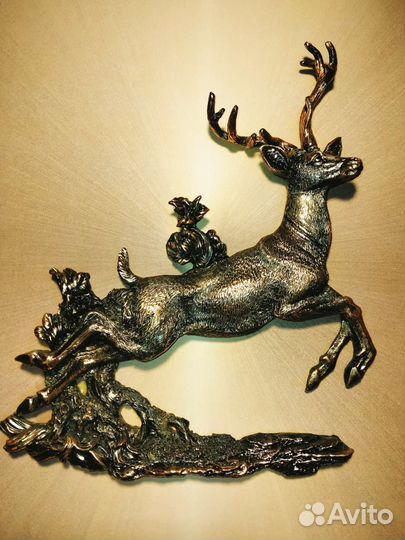 Панно Ключница Олень