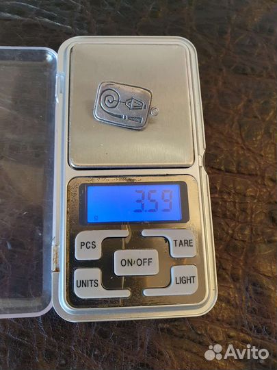 Значок Ленинград серебро 925