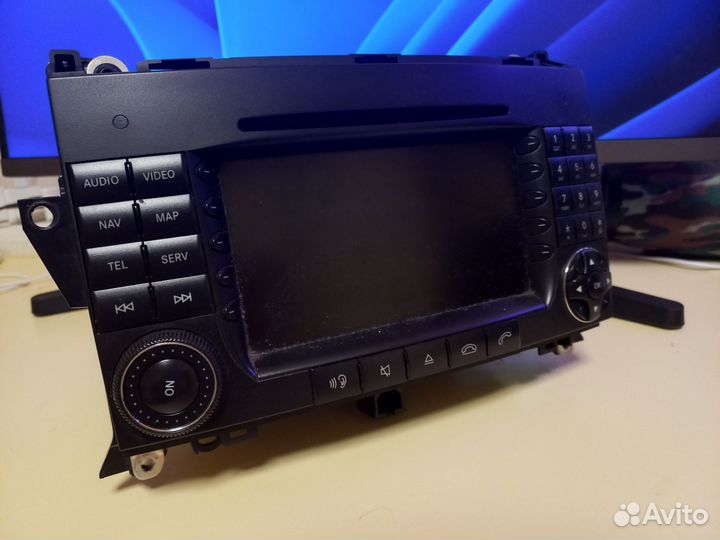 Магнитола Mercedes-Benz Viano