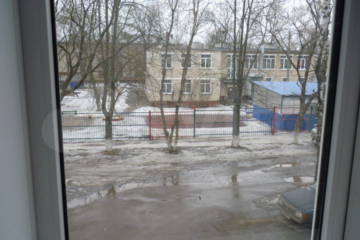 Комната 13,6 м² в 5-к., 2/5 эт.