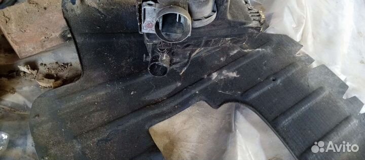 Корпус воздушного фильтра golf 3