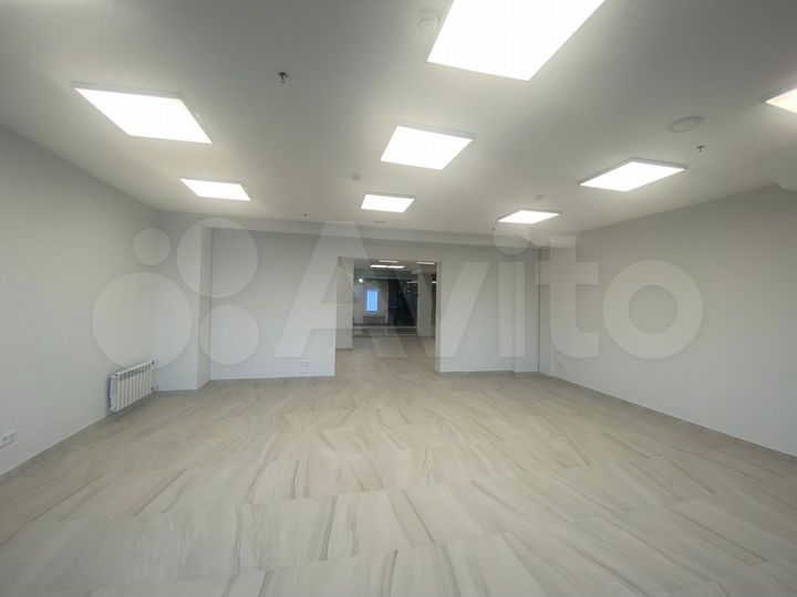 Торговое помещение / Офис 67.35 м²